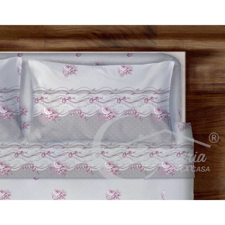 Cama de cama clásica con flores en color rosa en puro algodón