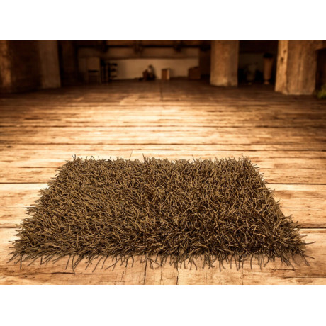 Moderner Haselnuss Shaggy...