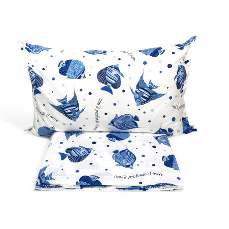 Juego de cama "How Deep is the Sea" con estampado de peces azules sobre fondo blanco