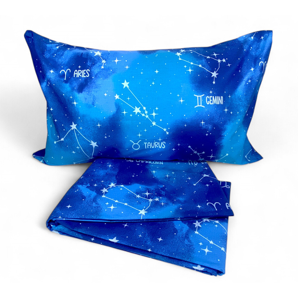 Ensemble de draps bleus avec des signes mystiques du zodiaque sur le lit – Coton italien